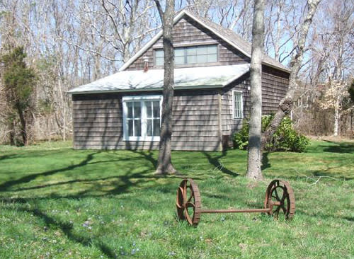 In this April 3, 2012 photo, the building that housed Jackson Pollock's studio is shown in East Hampton, N.Y. Pollock painted some of the 20th century's greatest masterpieces in the building, dripping paint off brushes, sticks and even turkey basters on to canvasses laid out on the floor. Pollock, who died in an automobile accident in 1956 at age 44, would have turned 100 in 2012. (AP Photo/Frank Eltman)