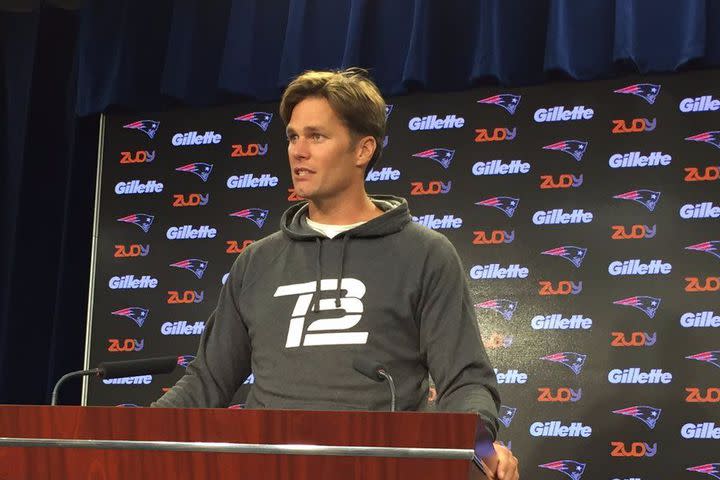 Tom Brady reminds us that he had the most spectacular haircut ever