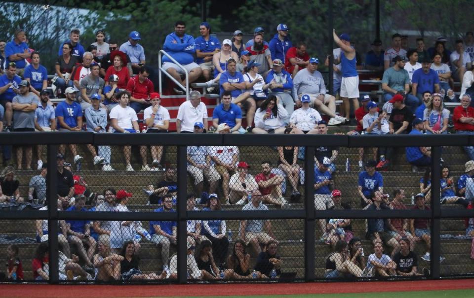 A crowd announced at 4,848 watched Kentucky win at Louisville on Tuesday night.