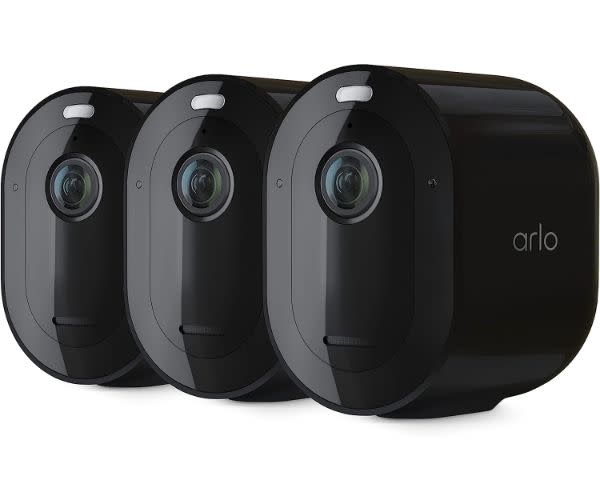 三個裝 Arlo Pro 4 原價550美元（約台幣17,122元），現降至368美元（約台幣11,456元）。