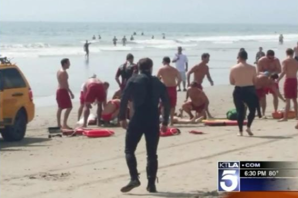 Lightning strikes kills one and injures 13 on Venice Beach in Los Angeles