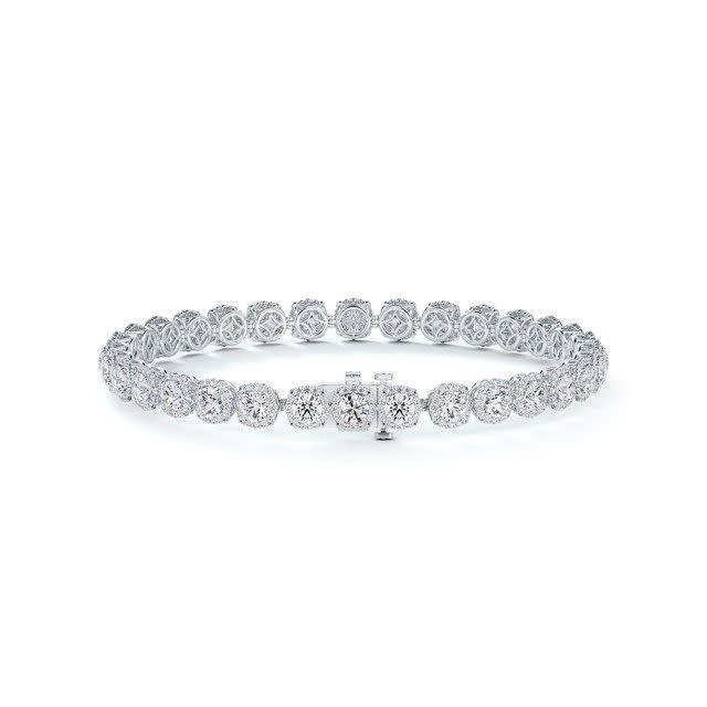 10) Center Of My Universe® Floral Halo Line Bracelet