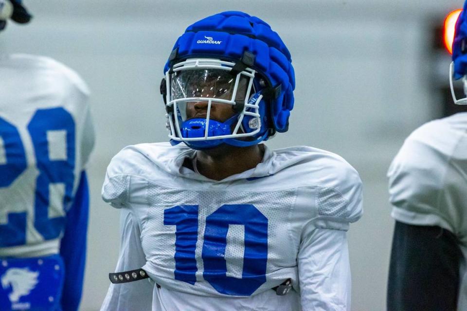 Defensive back Jantzen Dunn is splitting time between cornerback and nickel back during spring practice while competing to replace NFL draft prospect Andru Phillips.