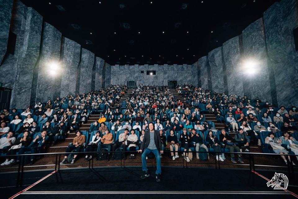 李滄東昨出席《青魚》映後活動與台灣影迷互動。（翻攝自金馬影展）
