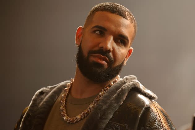 Rapper Drake sets intimate Houston date