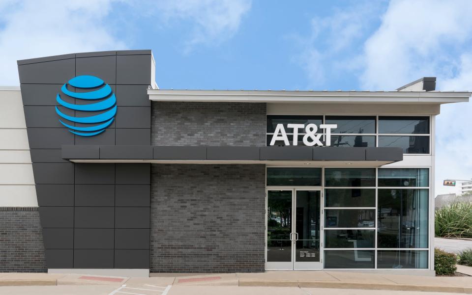 The exterior of an AT&T store