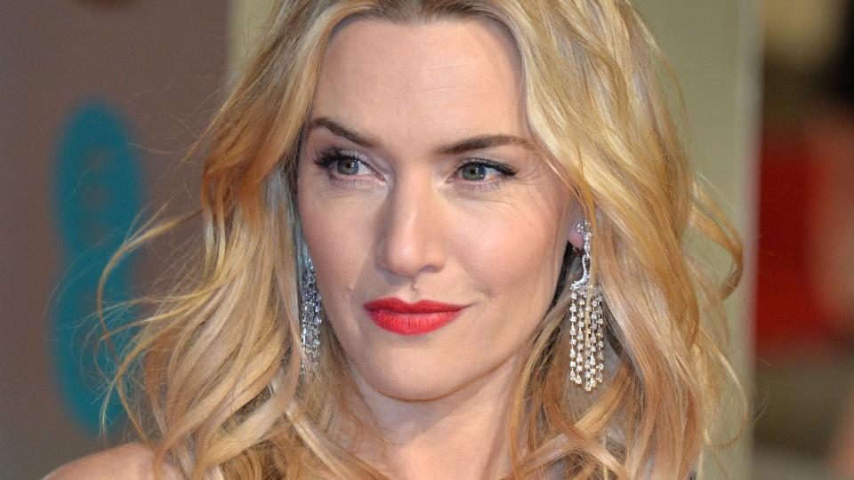 Kate Winslet wearing bold lipstick