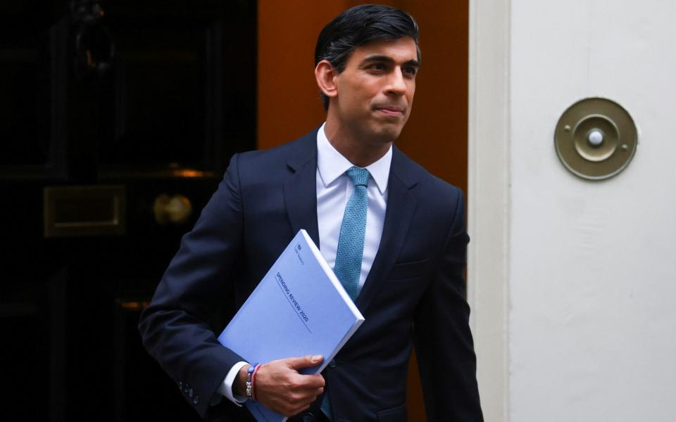 Britain's Chancellor of the Exchequer Rishi Sunak leaves Downing Street - Simon Dawson/Reuters