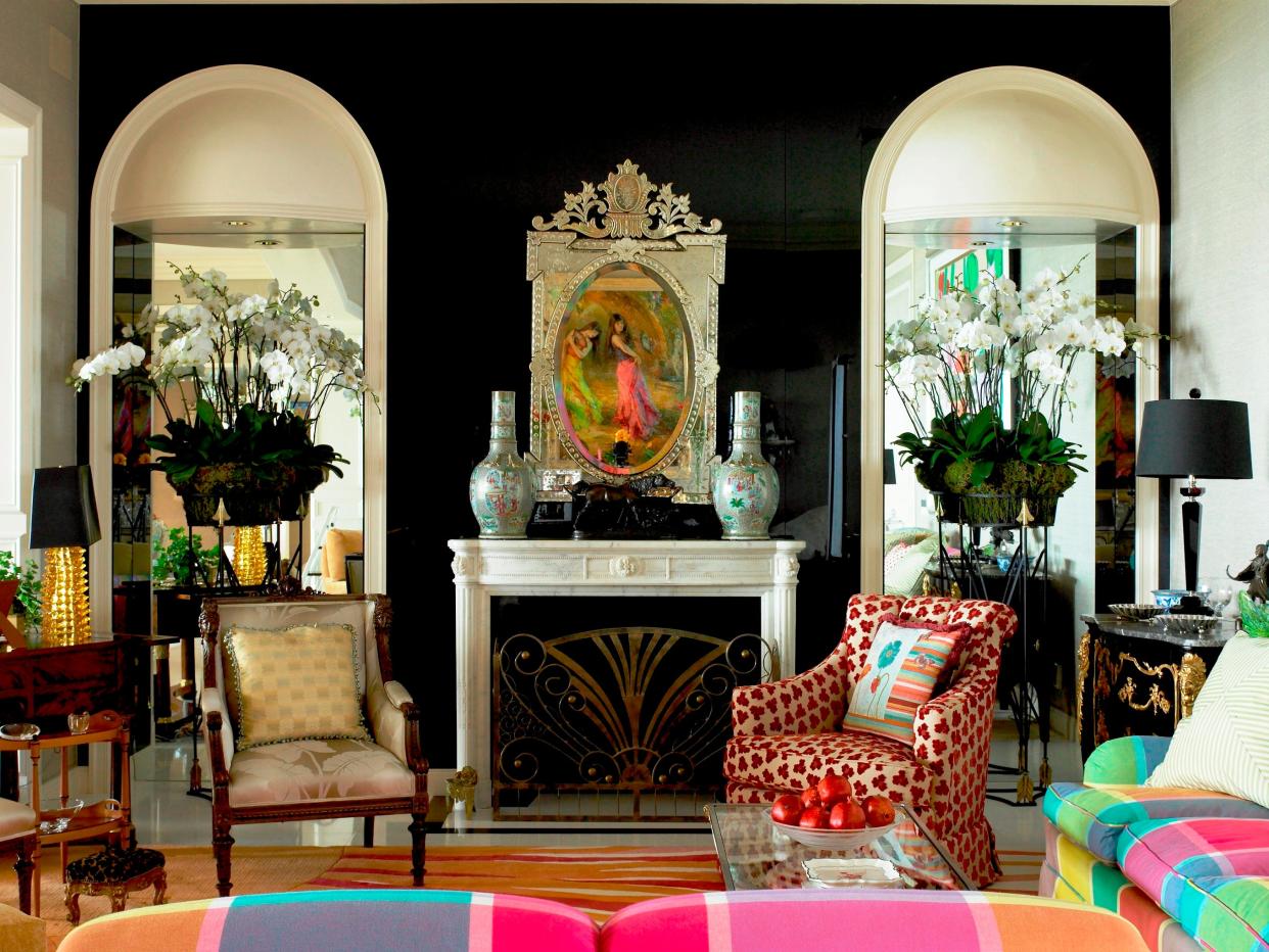 The late Charlene Nederlander enjoyed shopping consignment stores, and the pieces she found often ended up in rooms in decorated by Carleton Varney, as in this Palm Beach living room. Photo by Michel Arnaud, courtesy of Dorothy Draper & Co