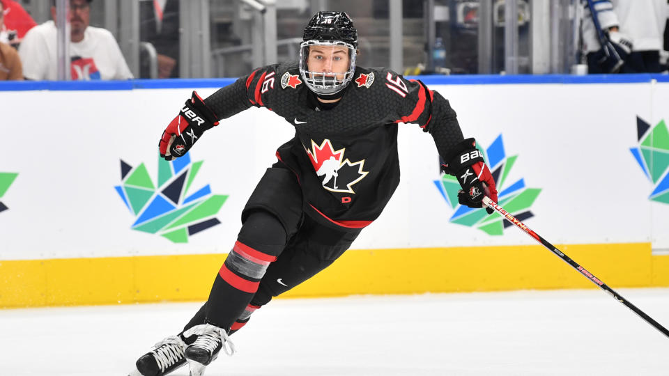 Shane Wright, Connor Bedard, Adam Fantilli and others highlight a stacked Canadian world juniors squad looking to defend gold on home soil. (Getty)