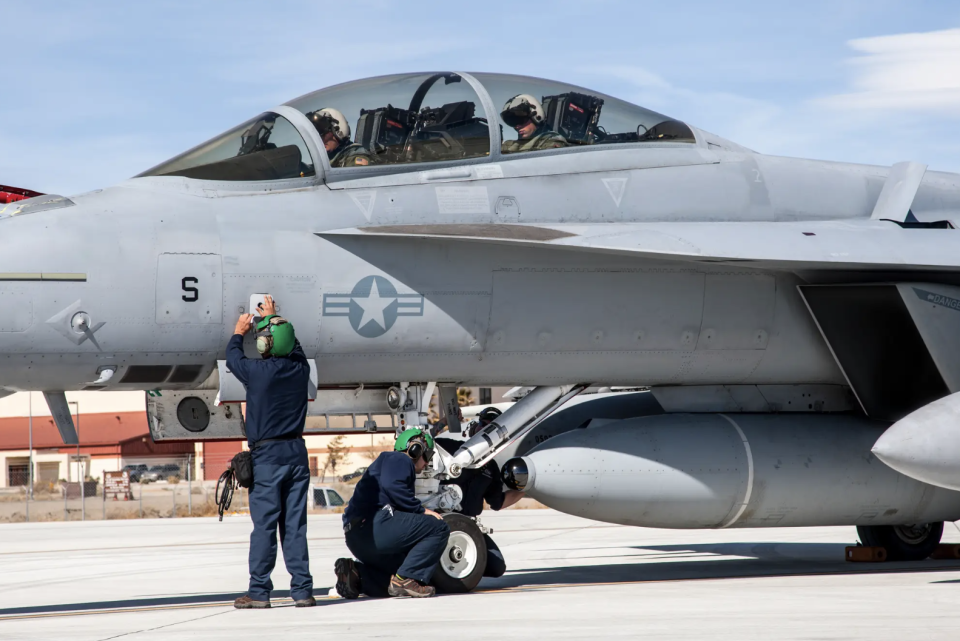 IRST21 built into the centerline tank on the Super Hornet during tests. <em>U.S. Navy</em>