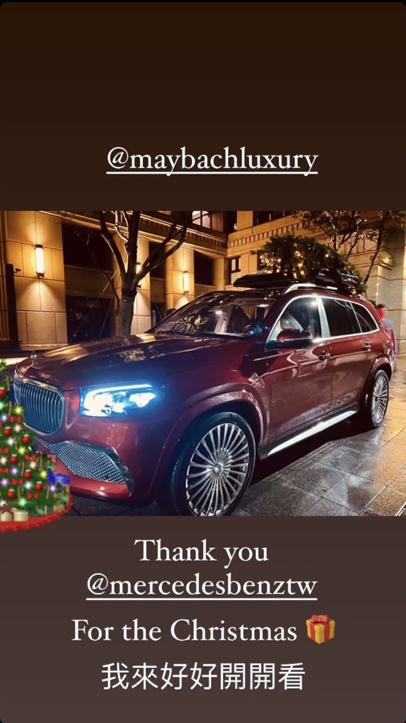 周杰倫在IG限動上貼出聖誕禮物賓士超級SUV休旅車。（圖／翻攝自周杰倫IG）