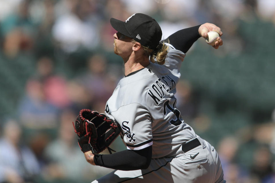 Chicago White Sox starting pitcher Michael Kopeck throws against the Seattle Mariners during the second inning of a baseball game, Wednesday, Sept. 7, 2022, in Seattle. (AP Photo/Caean Couto)