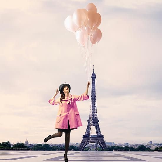 Get flawless make-up for Bastille Day. Photo: Getty Images