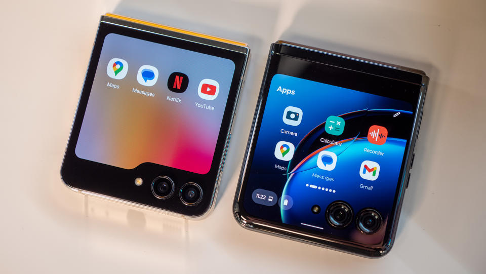 Comparing apps on the Samsung Galaxy Z Flip 5's cover screen with the Motorola Razr Plus