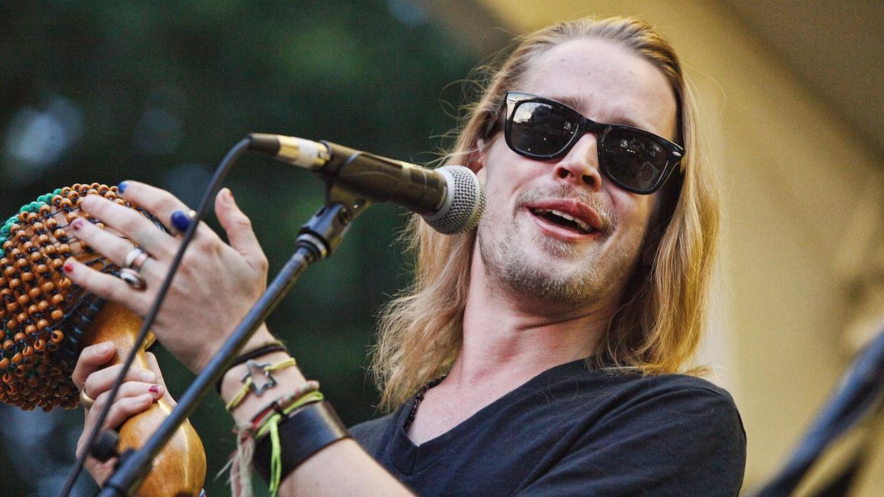 Mandatory Credit: Photo by MediaPunch/REX/Shutterstock (3957008b)Macaulay Culkin - The Pizza UndergroundThe Awesome Fest at the Oval on the Parkway, Philadelphia, America - 18 Jul 2014.