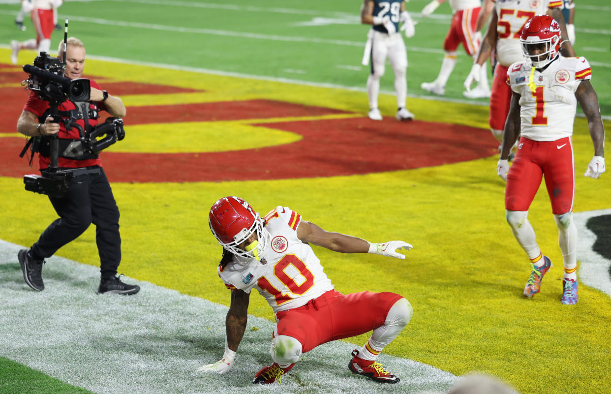 GLENDALE, ARIZONA - FEBRUARY 12: Isiah Pacheco #10 of the Kansas City Chiefs celebrates after rushing for a one yard touchdown during the third quarter against the Philadelphia Eagles in Super Bowl LVII at State Farm Stadium on February 12, 2023 in Glendale, Arizona. (Photo by Ezra Shaw/Getty Images)