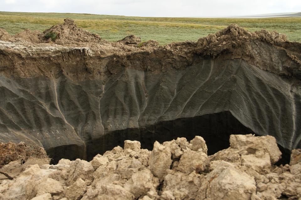 Mysteriöse Krater in Russland beschäftigen Wissenschaftler