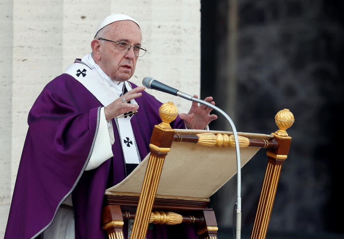 Pope Francis celebrates a Mass. (Reuters/Remo Casilli)