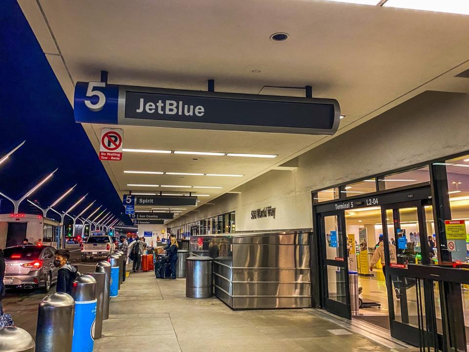 Flying on JetBlue Airways during pandemic