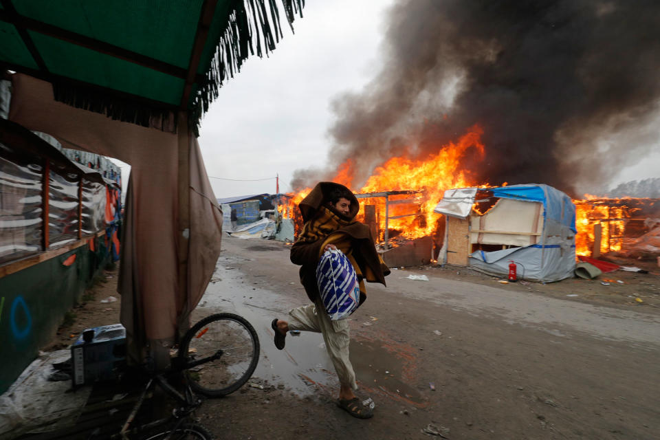 Clearing the ‘jungle’ migrant camp in Calais, France