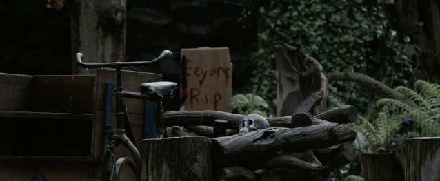 A tomb reading "Eeyore R.I.P."
