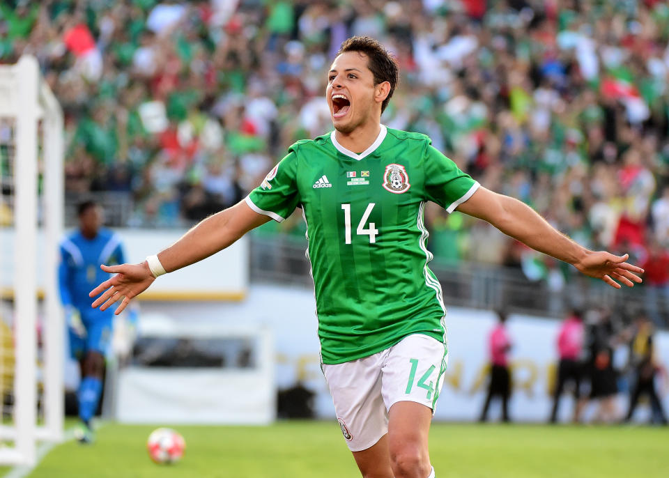 Javier Chicharito Hernandez and Mexico will play three friendlies to prepare for the 2018 World Cup in Russia. (Getty)