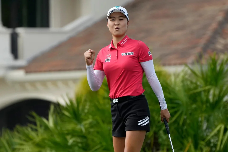 Minjee Lee, of Australia, reacts to her putt on the 17th green during the final round of the LPGA Tour Championship golf tournament, Sunday, Nov. 21, 2021, in Naples, Fla. (AP Photo/Rebecca Blackwell)