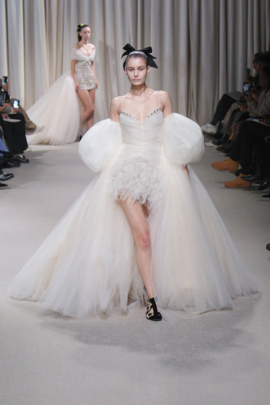 Giambattista Valli Opts for Bare Shoulders and Big Skirts for Spring ...