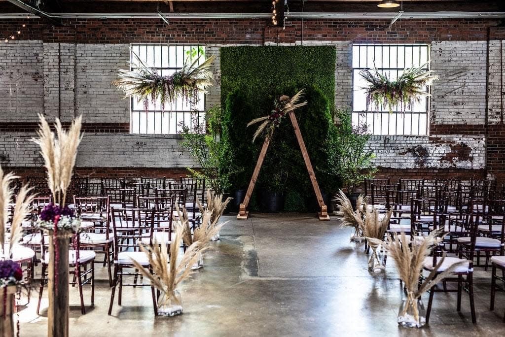 Studio 215 in Fayetteville offers elopement and micro wedding packages available on short notice.