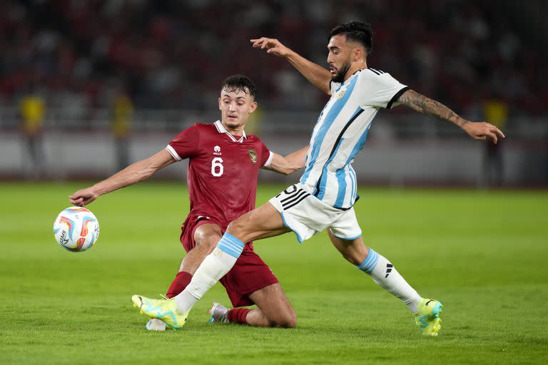 Lo Celso en acción ante Indonesia