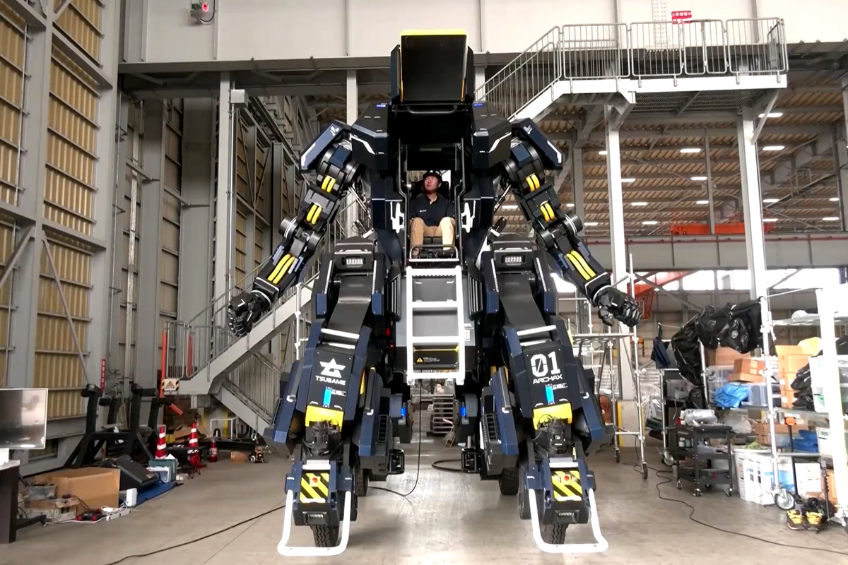 A 4.5-metre-tall robot suit that resembles the character from the ‘Mobile Suit Gundam’ animation series (Reuters/ Screengrab)