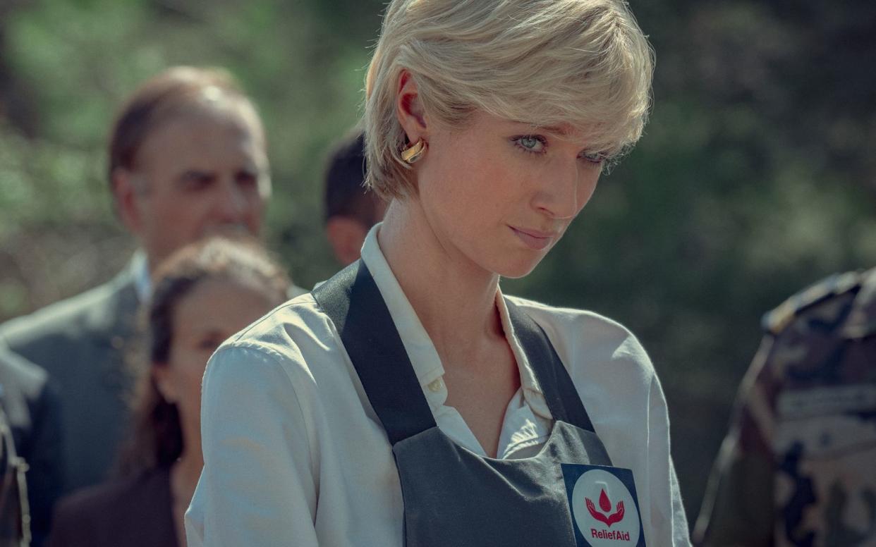 Diana (Elizabeth Debicki) steht im Zentrum der sechsten Staffel von "The Crown". (Bild: Netflix / Des Willie)