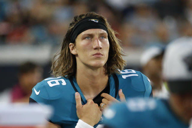 Trevor Lawrence bounces back from early sack, turns in solid debut as Jacksonville  Jaguars quarterback - ESPN