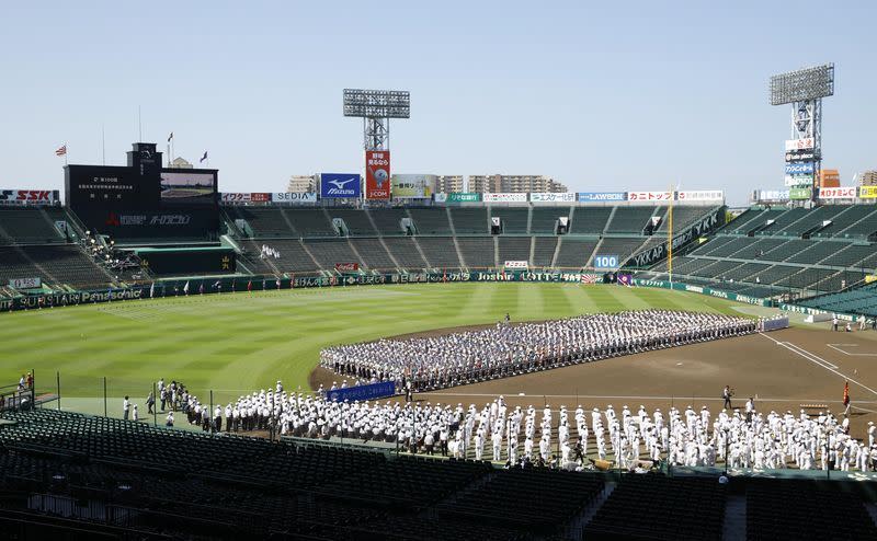 日本新冠肺肺炎（武漢肺炎）疫情嚴峻，高校野球連盟（高野連）等團體今天決定，取消原訂3月19日開幕的春季甲子園。春季甲子園過去雖然曾因為太平洋戰爭中斷舉辦5年，但取消預定舉行的大會還是頭一遭。(資料照/共同社提供)