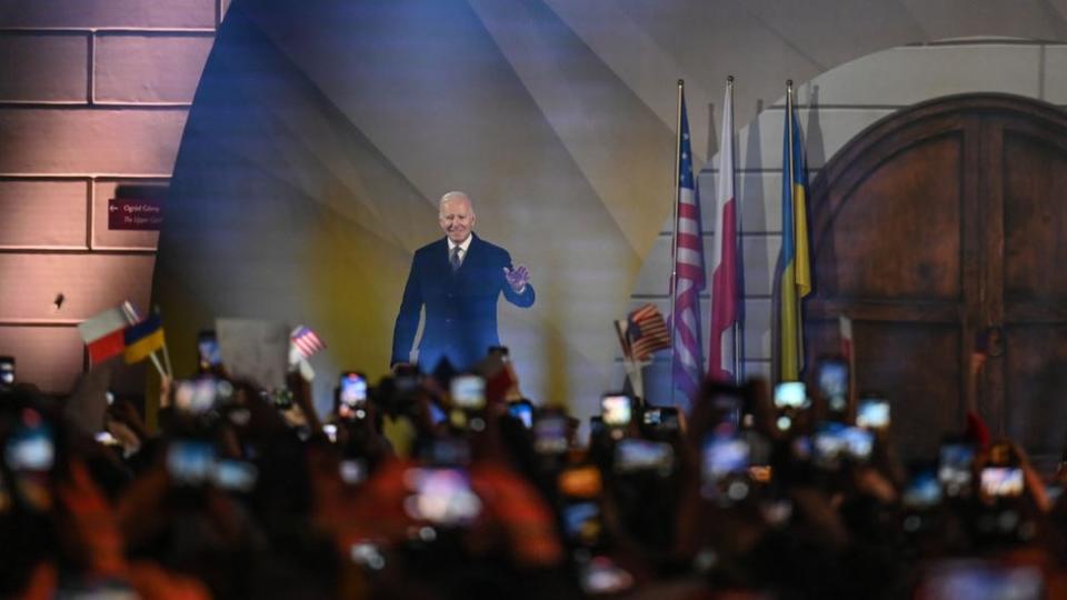 Joe Biden en el Castillo Real de Varsovia