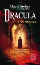 <p class=" text-justify">Voici la seule et unique suite des aventures du vampire le plus célèbre du monde. Une œuvre autorisée et soutenue unanimement par les soixante-dix héritiers de Bram Stoker. L’histoire ? Alors qu’en 1888, six intrépides ont réussi à détruire Dracula, ils sont toujours hantés par le prince des ténèbres vingt-cinq ans plus tard. Une mort inexpliquée devant un théâtre parisien et un deuxième assassinat d’une effroyable cruauté au cœur de Londres vont leur mettre la puce à l’oreille : le comte serait-il de retour ? Les héros vont devoir faire face à un ennemi insaisissable et affronter leurs propres démons, du Quartier latin à Piccadilly Circus, la traque reprend. </p><br>