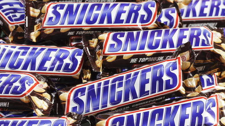 bars of Snickers candy