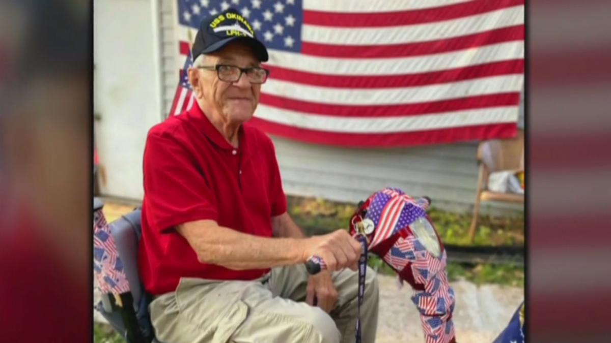 Navy veteran donates mobility scooters to other veterans