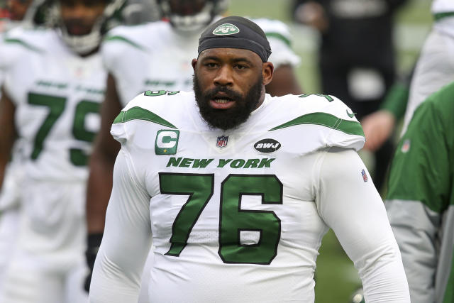 Jets place Lewis on exempt/left squad list, Fant activated