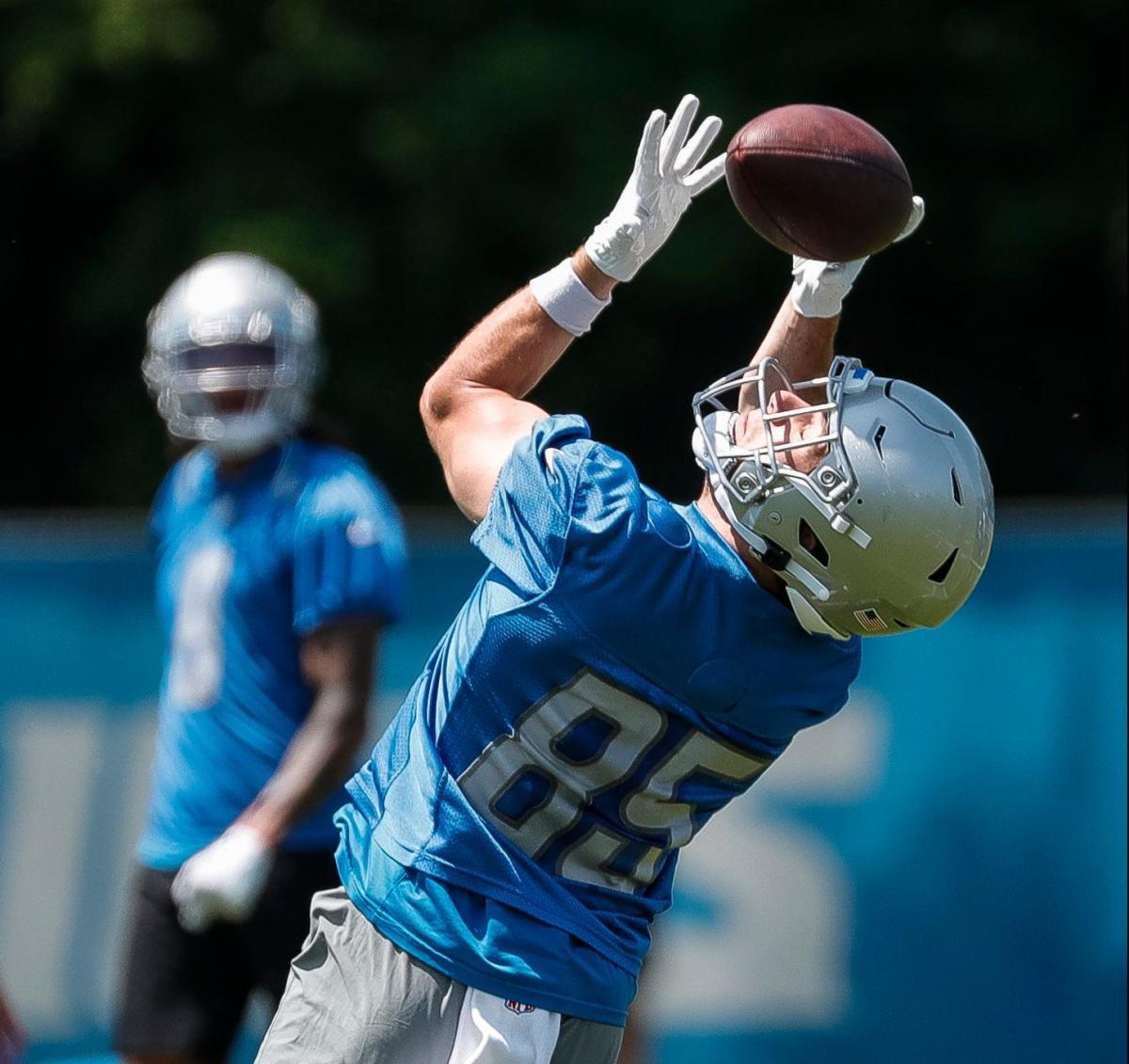 Detroit Lions wide receiver Tom Kennedy (85) has his face mask