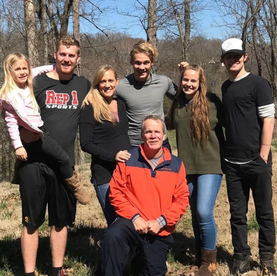 C.J. Beathard and family | CJ Beathard/Instagram