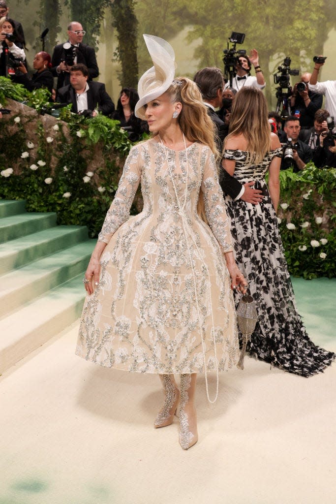 Sarah Jessica Parker attends the 2024 Met Gala.