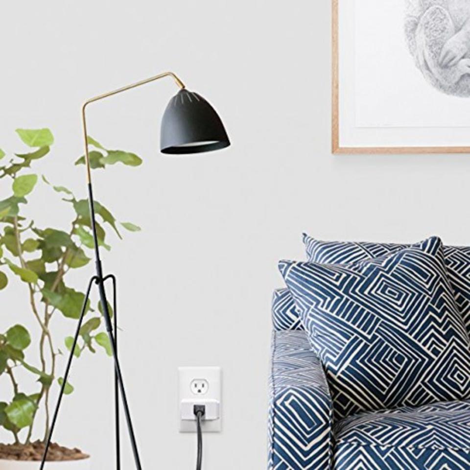 Kasa Smart WiFi Plug Lite. Image via Kasa Smart.