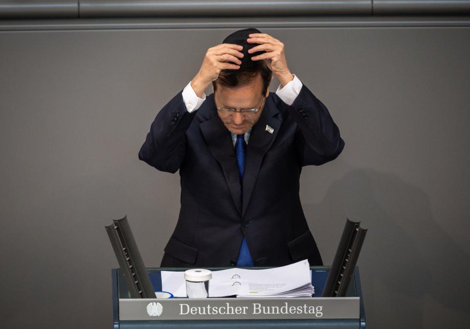 Israeli President Isaac Herzog delivers a speech at the German parliament Bundestag at the Reichstag building in Berlin, Germany, Tuesday, Sept. 6, 2022. (Michael Kappeler/dpa via AP)