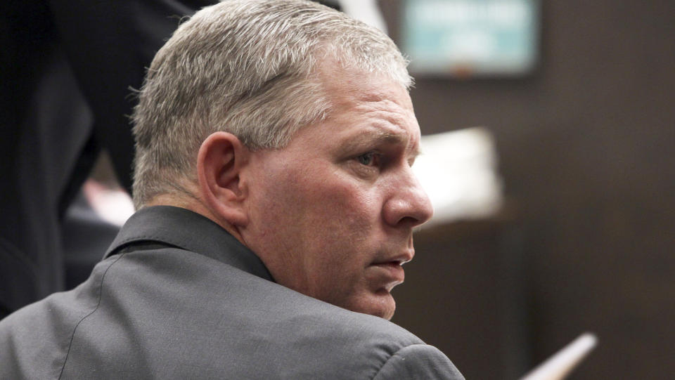 Lenny Dykstra was indicted on charges from an incident with an Uber driver in New Jersey in May.