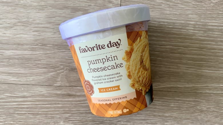 Pumpkin Cheesecake Ice Cream carton