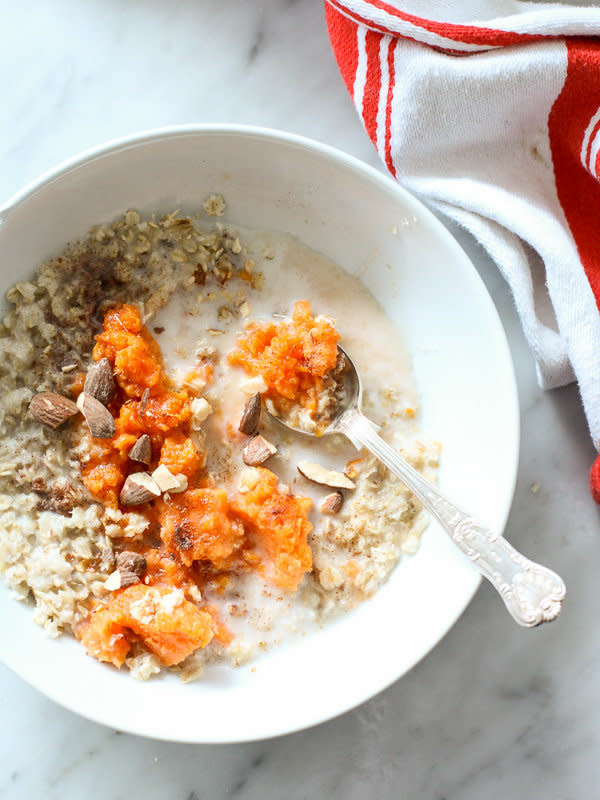 <strong>Get the <a href="http://www.foodiecrush.com/maple-brown-sugar-oatmeal-sweet-potato/" target="_blank">Sweet Potato And Maple Oatmeal recipe</a>&nbsp;from Foodie Crush</strong>