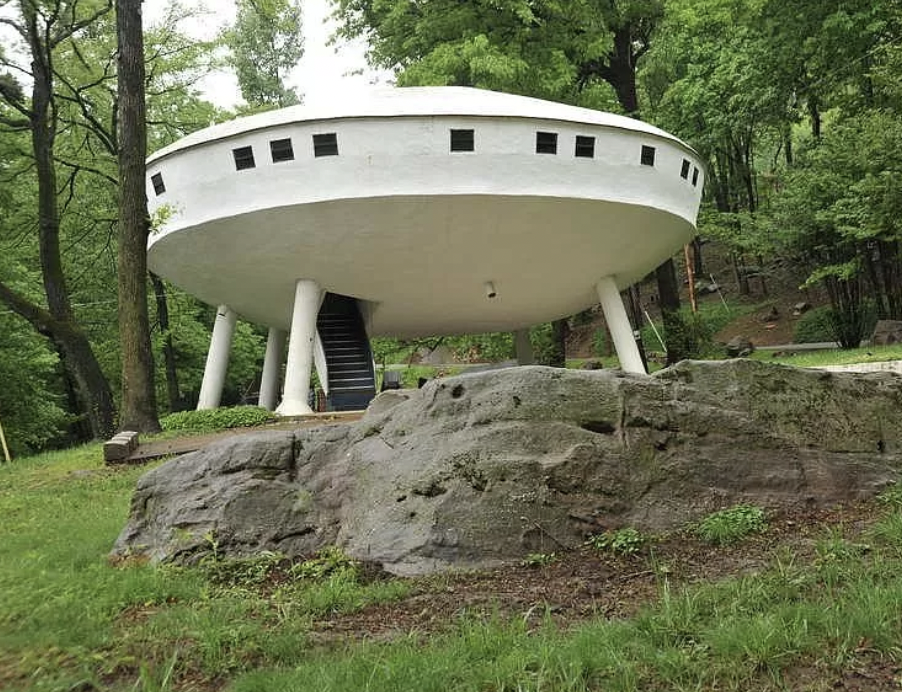 Tennessee | The Spaceship House