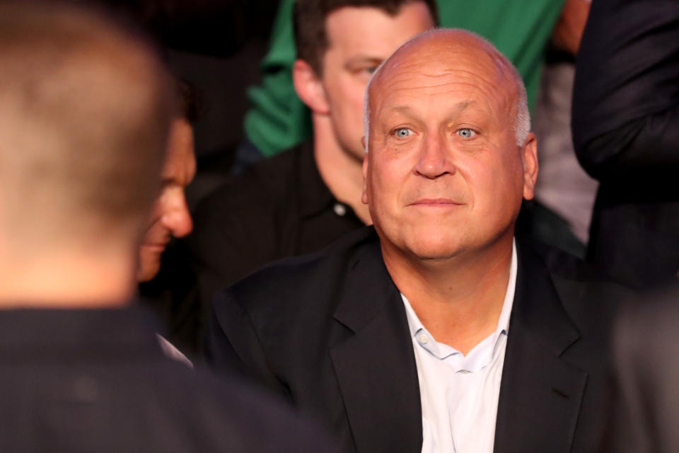 <p>Former MLB pitcher Cal Ripken Jr. attends the super welterweight boxing match between Floyd Mayweather Jr. and Conor McGregor on August 26, 2017 at T-Mobile Arena in Las Vegas, Nevada. (Photo by Christian Petersen/Getty Images) </p>